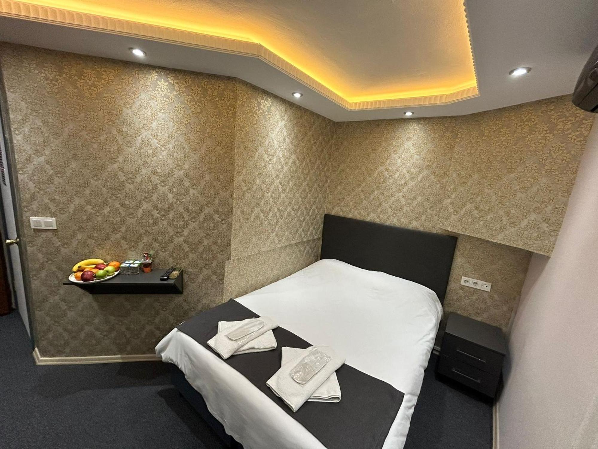 Sezgin Laleli Otel 2*