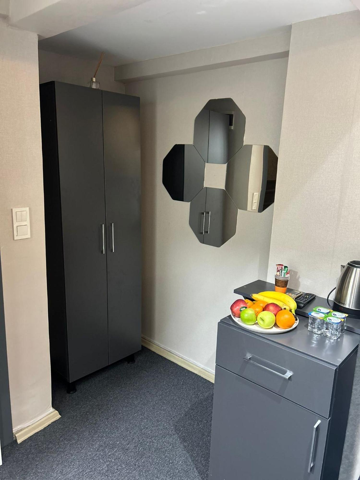 Sezgin Laleli Otel 2*